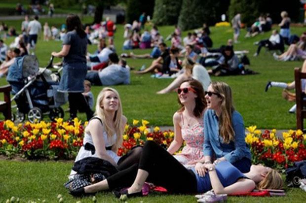 Sunshine this weekend as south west Herts warms up after Arctic blast