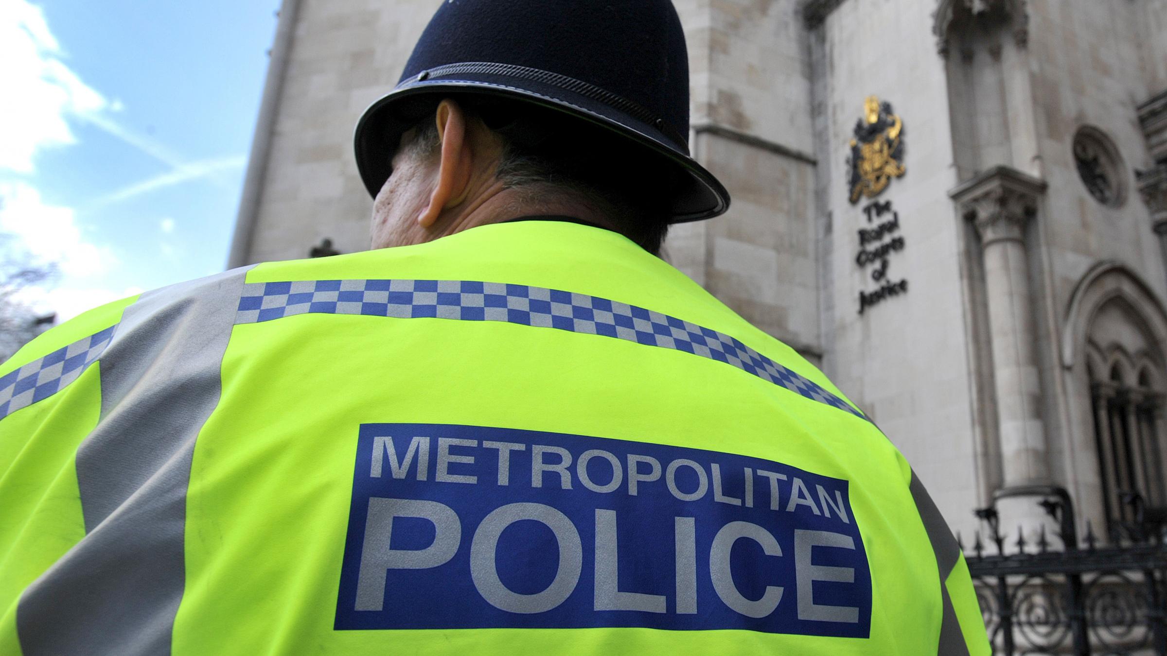 Man arrested and bailed after swoop by counter-terror officers - Hillingdon Times
