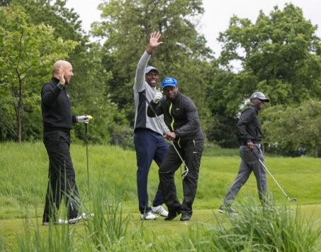 Celebs pitch and putt for charity - Hillingdon Times