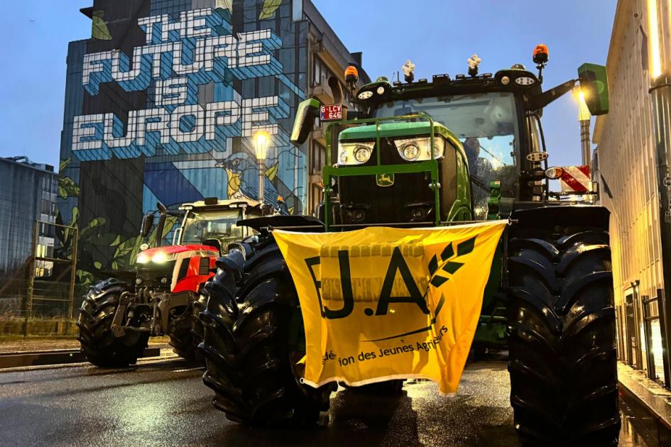 Farmers converge on EU’s headquarters in fresh show of force